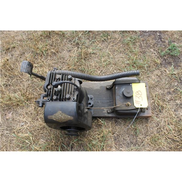 BRIGGS & STRATTON WASH MACHINE ENGINE,RUNNING,