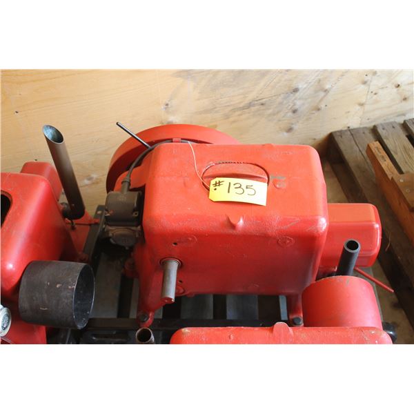 INTERNATIONAL STATIONARY ENGINE - 3 - 5 HP,RUNNING,S# LBB57011