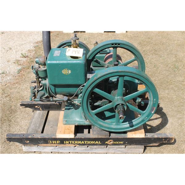 MCCORMICK DEERING STATIONARY ENGINE - 3 HP,RUNNING,S# W14196