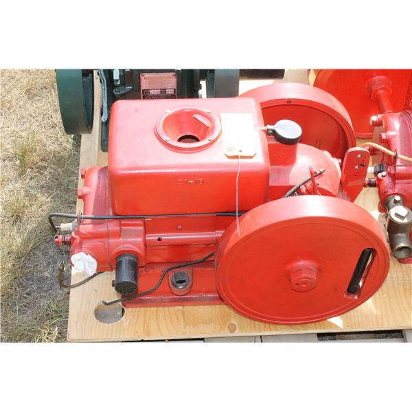MASSEY HARRIS STATIONARY ENGINE - 2 HP,RUNNING,S# 86079