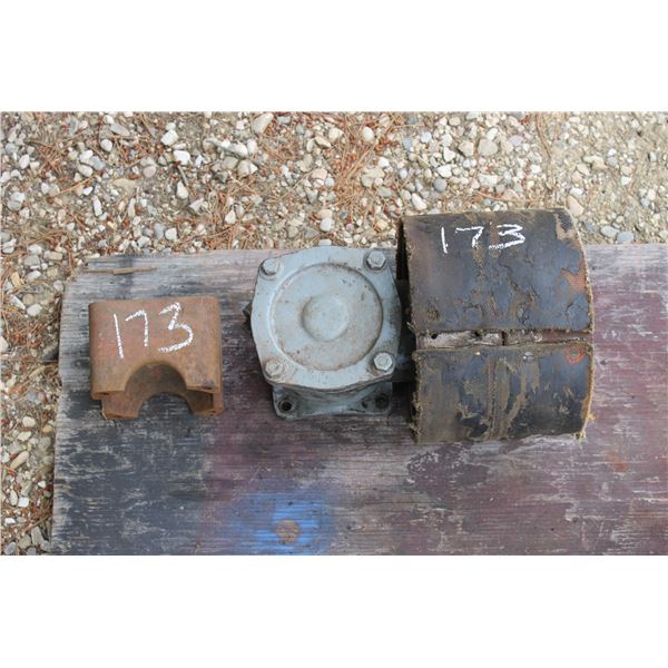 FERGUSON TRACTOR  - BELT PULLY