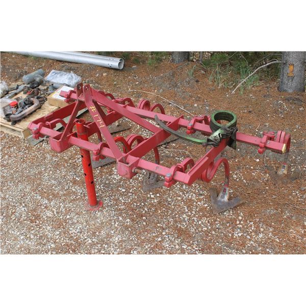 3 POINT HITCH CULTIVATOR - 6 1/2 FT