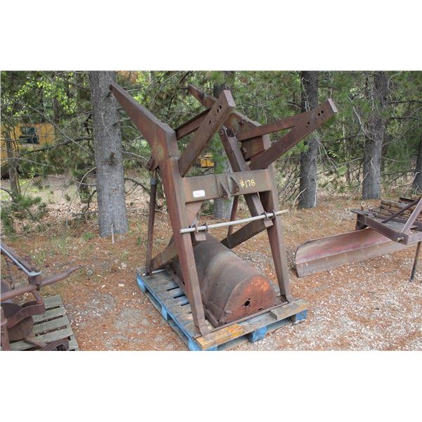 ROBIN NODWELL FRONT END LOADERS#61040111, FITS FERGUSON  OR Ford  TRACTORM# 1300L