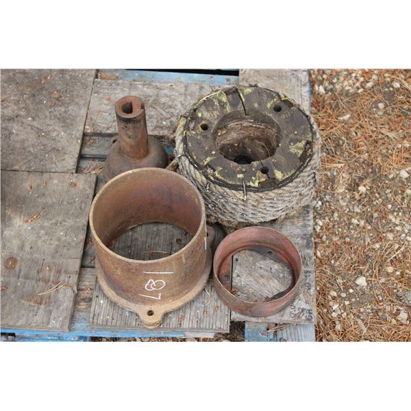 3 - STATIONARY PULLEY'S, 1 - ROPE PULLEY