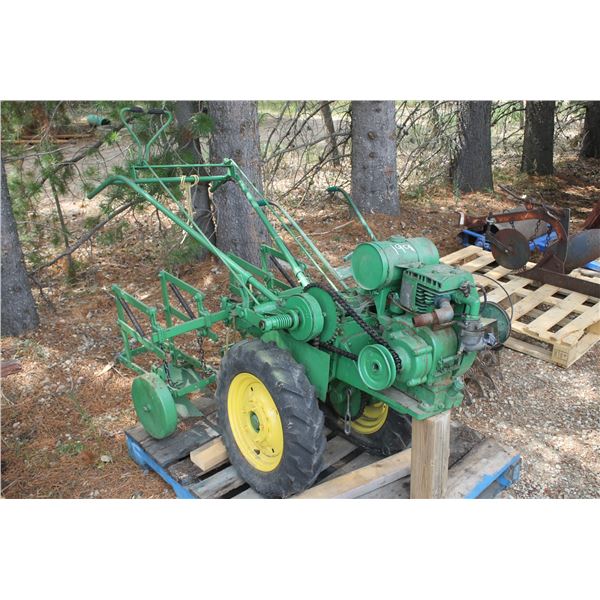 BOLEN HUSKY GARDEN TRACTORS#G16255