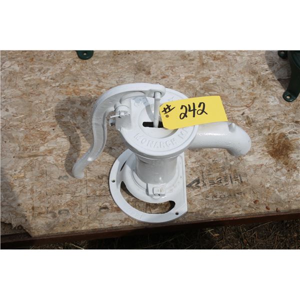 HAND WATER PUMP - WHITE
