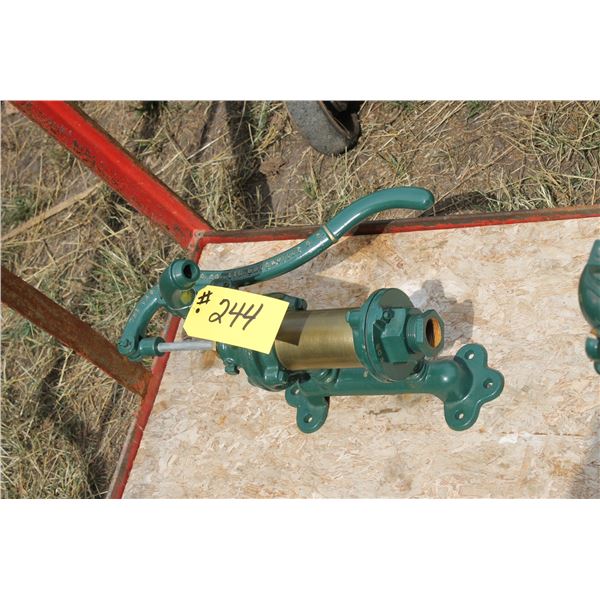 JAS SMART CO. HAND WATER PUMP - GREEN