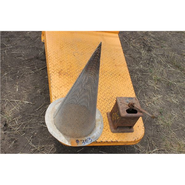 OLD GRINDER, METAL CONE