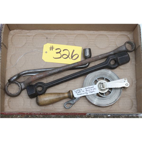 SPARKPLUG WRENCH, HEAD BOLT FORD SCRIPT TOOL,TIRE WRENCH, BOX END WRENCH, TAPE MEASURE