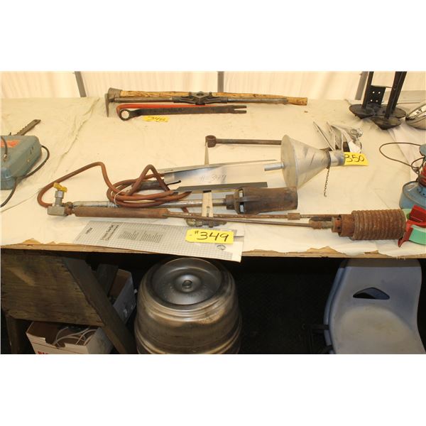 5 - SAW BLADE SET, SMOKER FOR HONEY BEES, 2 - TIGER TORCHES