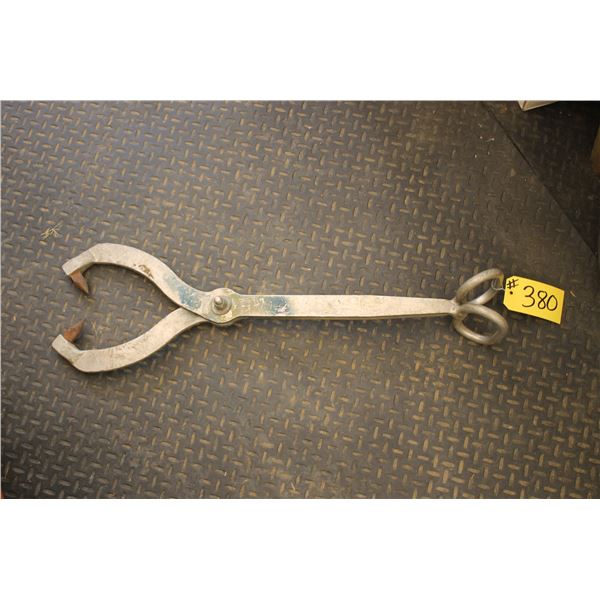 ICE TONGS