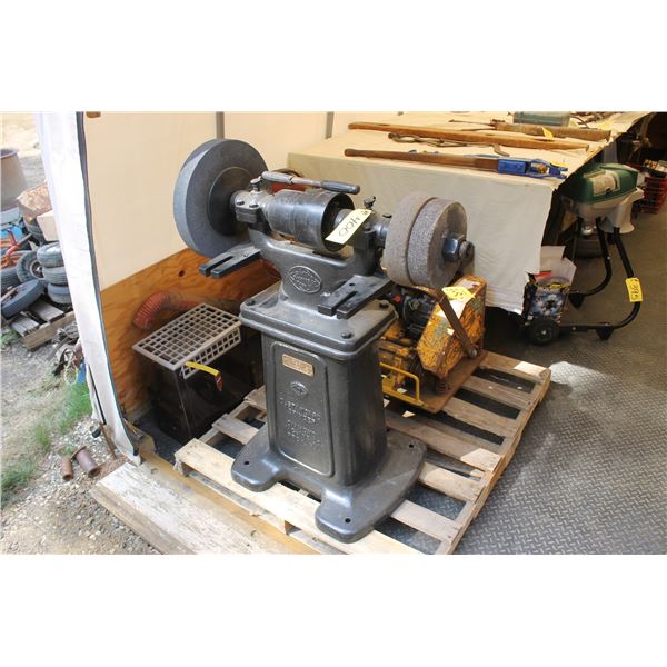 WILLIAMS & WILSON GRINDER