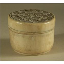 CHINESE IVORY ROUND BOX 19TH CENTURY