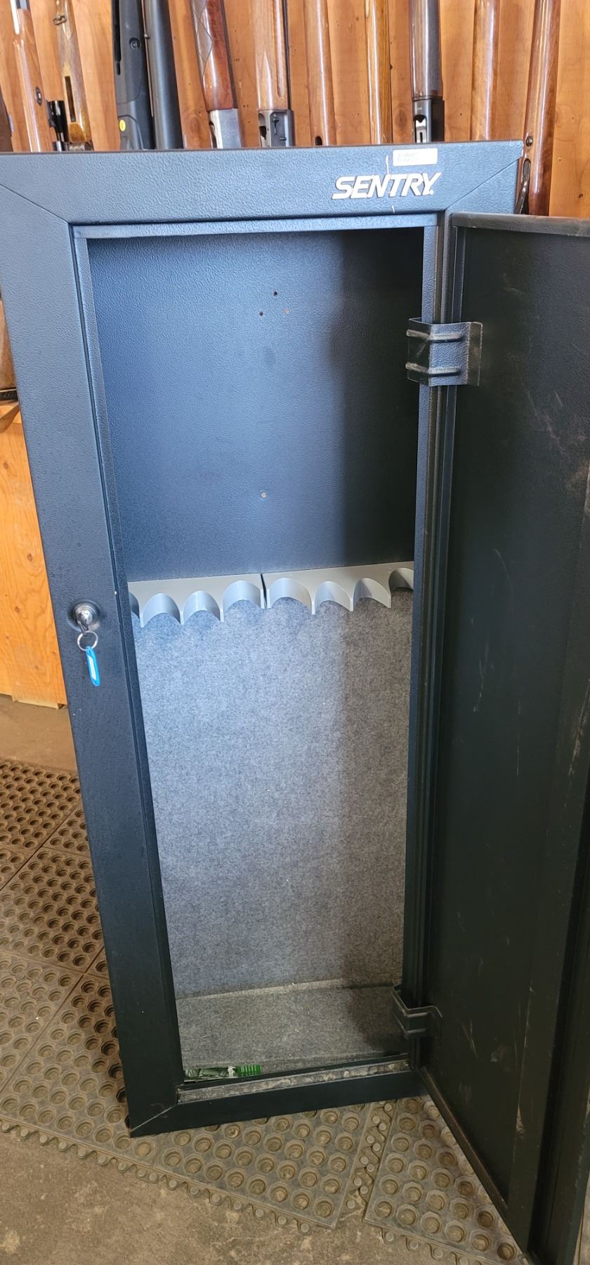 Sentey Locker Sentry Gun Cabinet/Locker (55