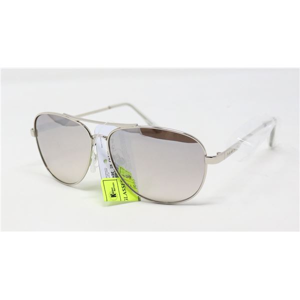 PAIR OF PANAMA JACK SUNGLASSES