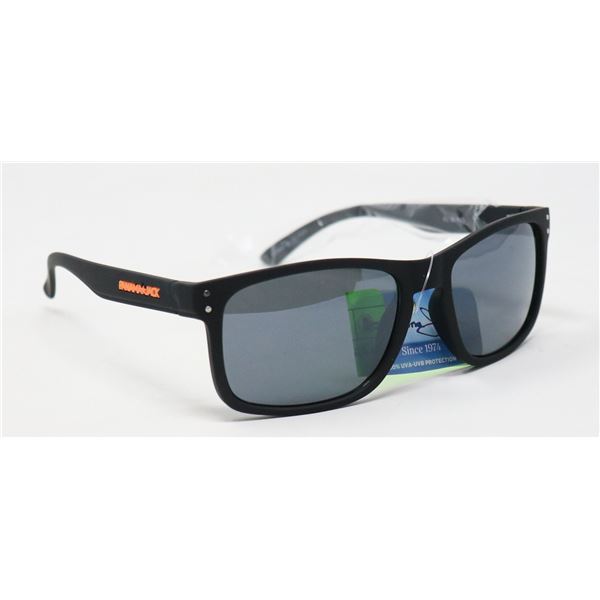 PAIR OF PANAMA JACK SUNGLASSES