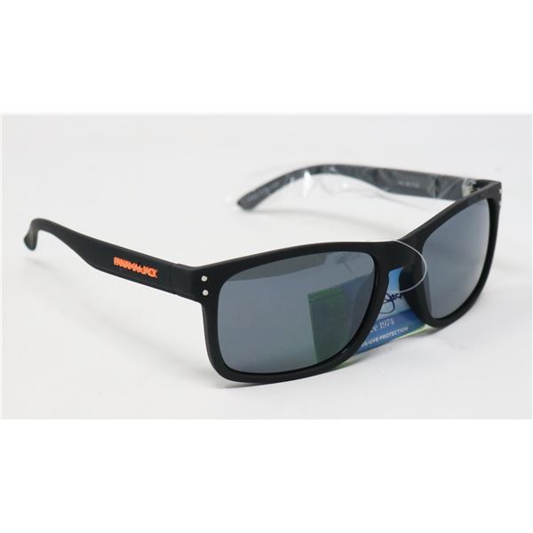 PAIR OF NEW PANAMA JACK SUNGLASSES