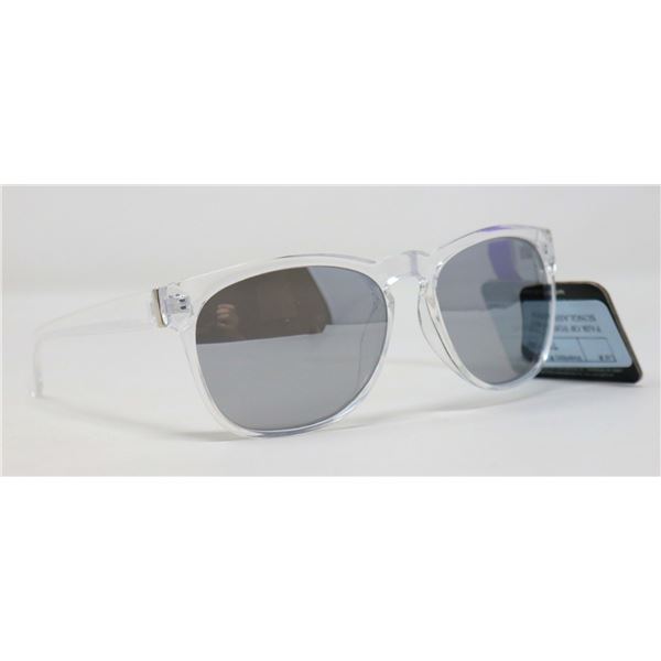 PAIR OF FOSTER GRANT SUNGLASSES