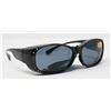 Image 1 : PAIR OF NEW SUNGLASSES