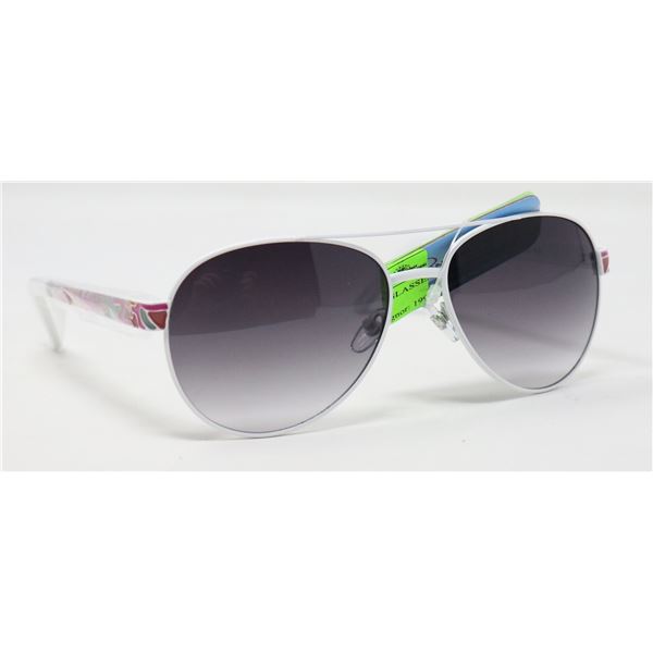 PAIR OF PANAMA JACK SUNGLASSES
