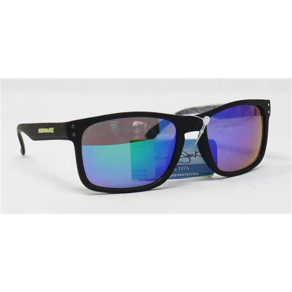 PAIR OF NEW PANAMA JACK SUNGLASSES