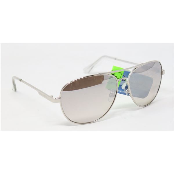 PAIR OF PANAMA JACK SUNGLASSES