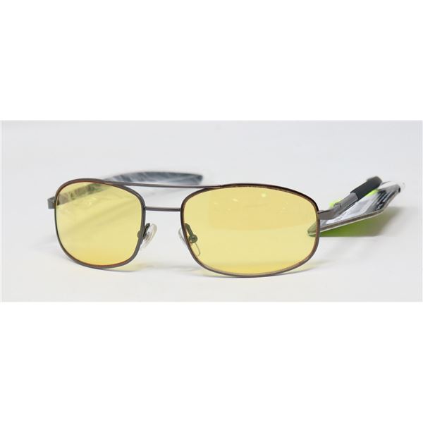 PAIR OF FOSTER GRANT NIGHT DRIVING GLASSES