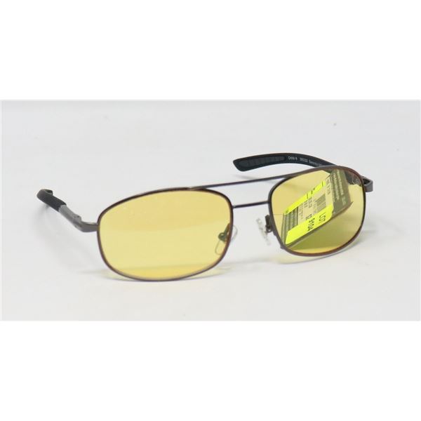 PAIR OF FOSTER GRANT NIGHT DRIVING GLASSES