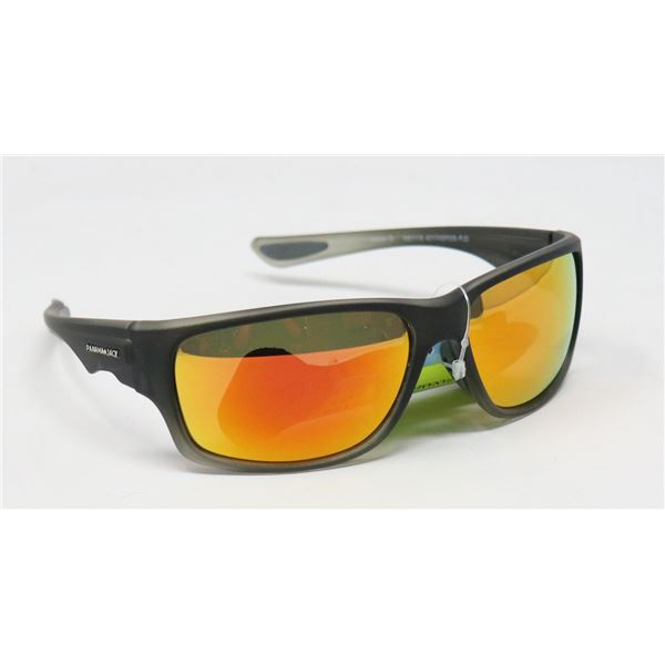 PAIR OF PANAMA JACK SUNGLASSES