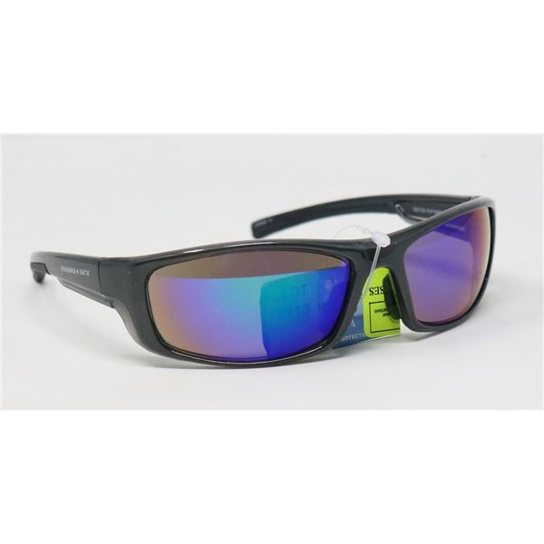 PAIR OF PANAMA JACK SUNGLASSES