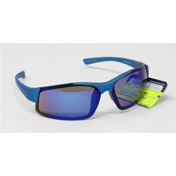 PAIR OF FOSTER GRANT SUNGLASSES