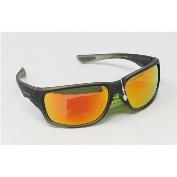 PAIR OF PANAMA JACK SUNGLASSES