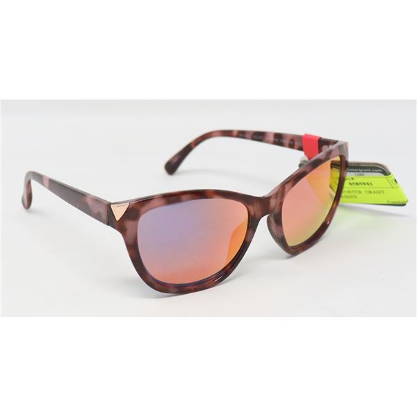 PAIR OF FOSTER  GRANT SUNGLASSES