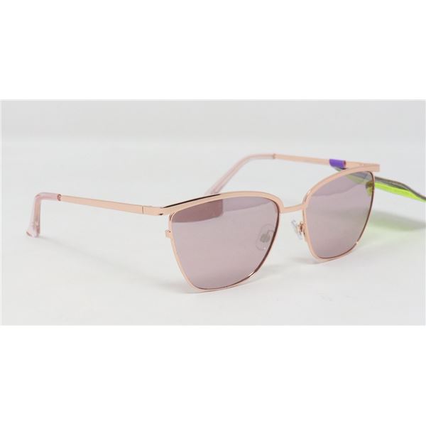 PAIR OF FOSTER  GRANT SUNGLASSES