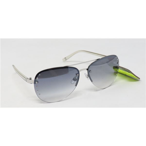 PAIR OF FOSTER  GRANT SUNGLASSES