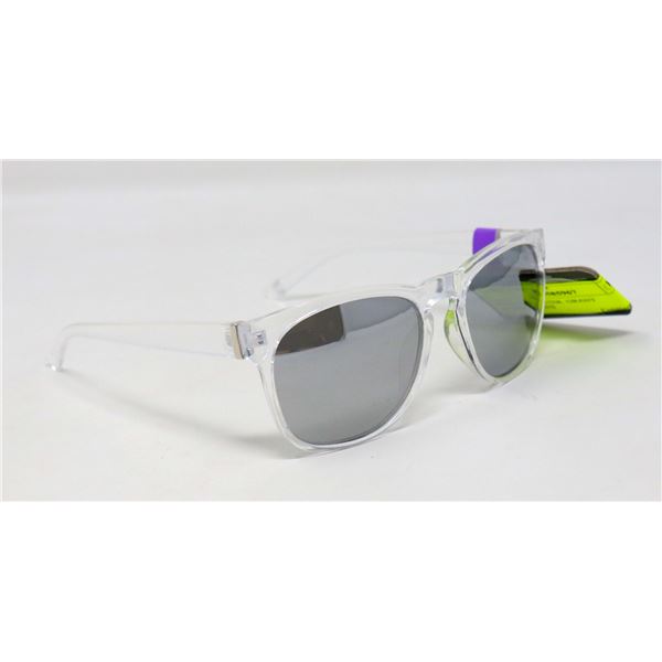 PAIR OF FOSTER  GRANT SUNGLASSES