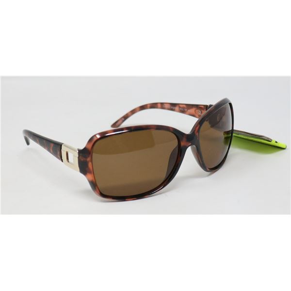 PAIR OF FOSTER  GRANT SUNGLASSES