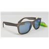Image 1 : PAIR OF NEW BEACH BLAST SUNGLASSES