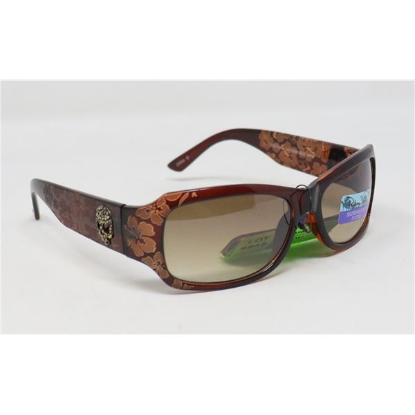 PAIR OF NEW PANAMA JACK SUNGLASSES