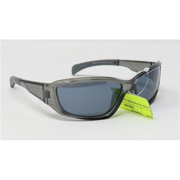 PAIR OF PANAMA JACK SUNGLASSES