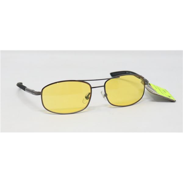 PAIR OF FOSTER GRANT NIGHT DRIVING GLASSES