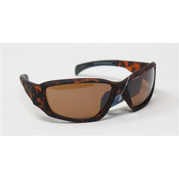 PAIR OF PANAMA JACK SUNGLASSES