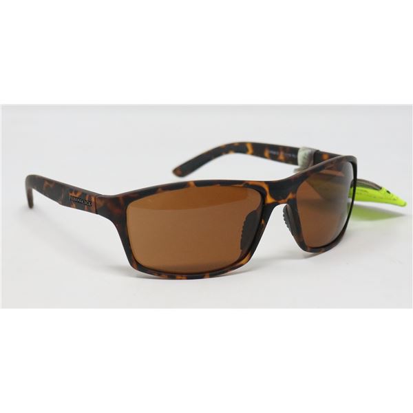 PAIR OF PANAMA JACK SUNGLASSES