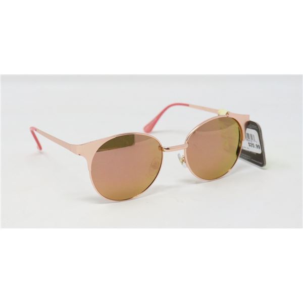 PAIR OF PANAMA JACK SUNGLASSES