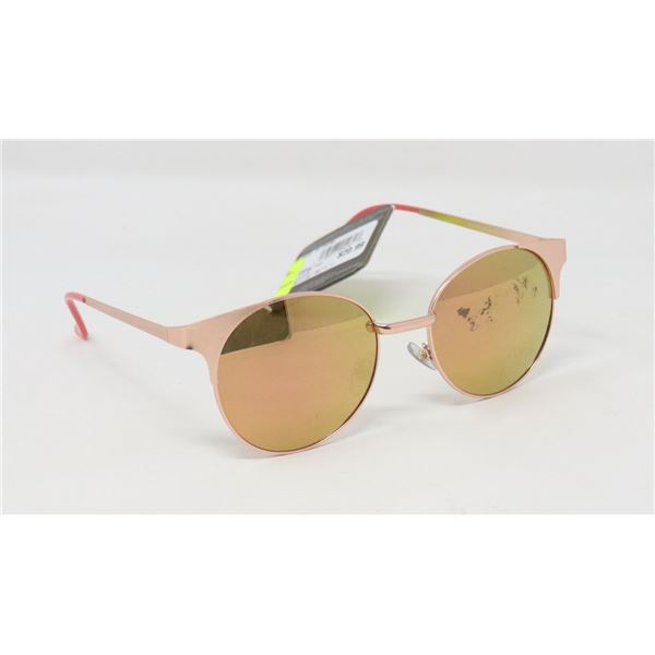 PAIR OF PANAMA JACK SUNGLASSES
