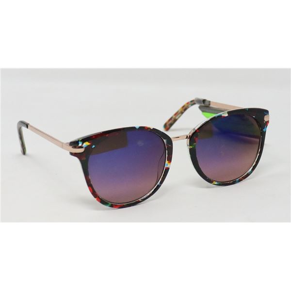 PAIR OF PANAMA JACK SUNGLASSES