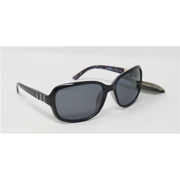 PAIR OF PANAMA JACK SUNGLASSES