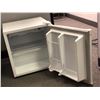 Image 2 : Danby small white bar fridge