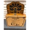Image 1 : Thomas TPC-204 Collector's Edition Radio (new w/ box)