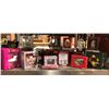 Image 1 : Shelf lot of approx. 28 assorted nostalgic collectible Christmas tree ornaments